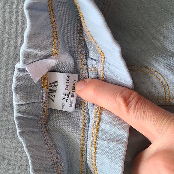 Zara pants - Picture 2 of 2